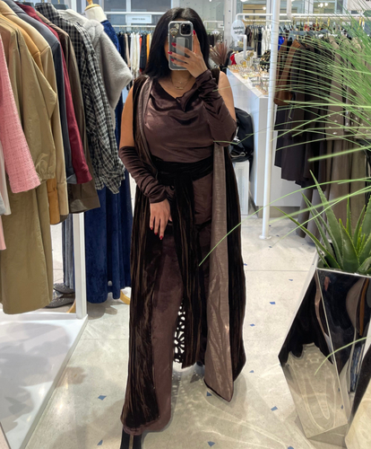 جمبوست مع قلفز و بشت