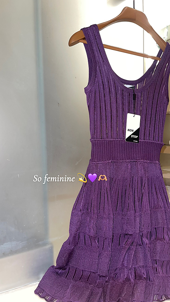 Purple dress Alaia style