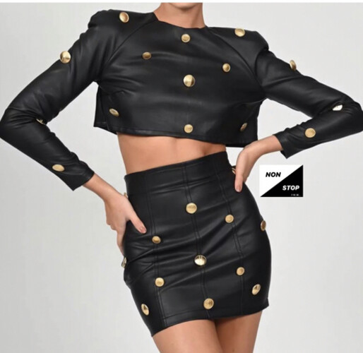 بدله جلد قطعتين تنوره و توب اسود