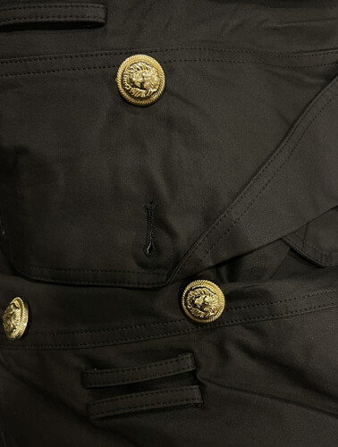 كوت اسود طويل مع ازره