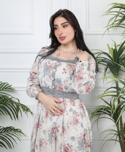 فستان شيفون ازرق فاتح و ازرار لولو