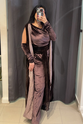 جمبوست مع قلفز و بشت