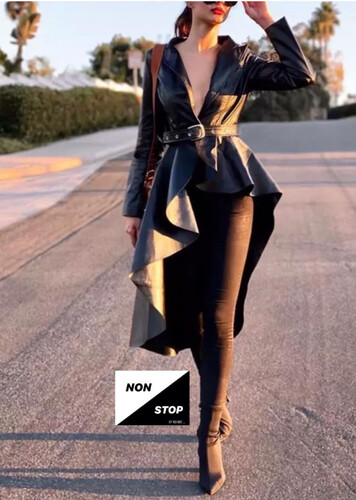 جاكيت جلد طويل