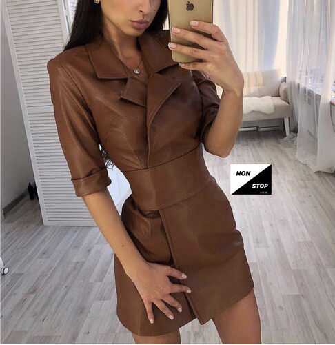 بليزر بني جلد