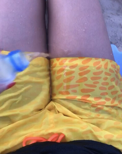 شورت تتغير الوانه برتقالي اصفر