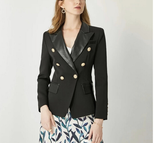 جاكيت اسود مع جلد