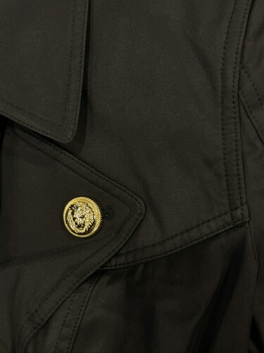 كوت اسود طويل مع ازره