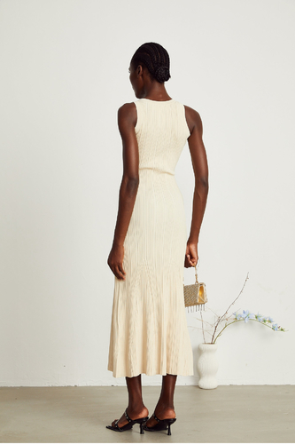 Midi off white dress 05