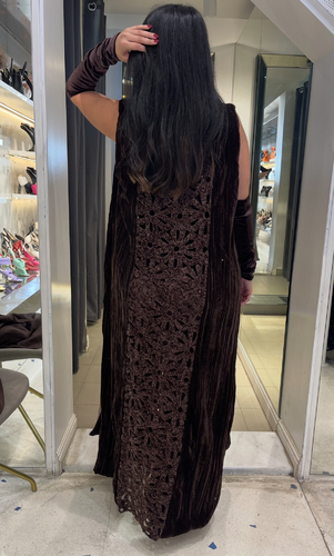 جمبوست مع قلفز و بشت