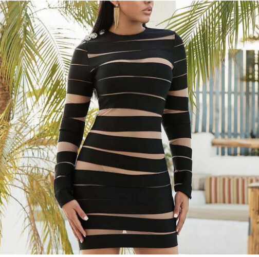 فستان اسود باندج مخطط