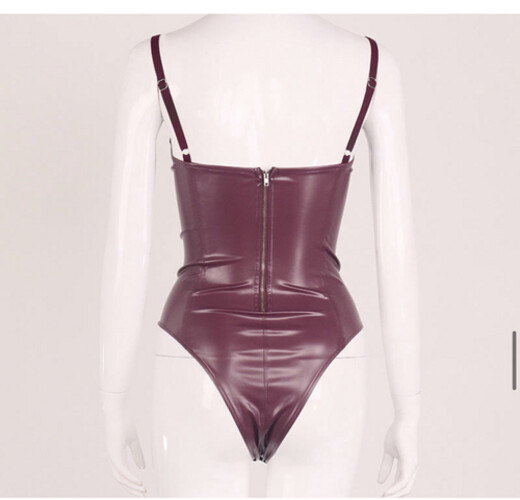 بودي سوت جلد عنابي