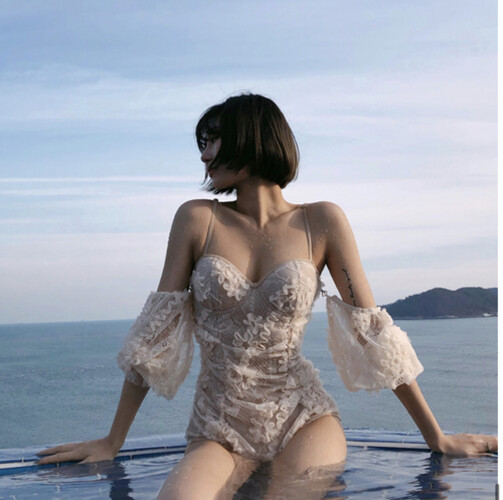 بودي سوت ازرق فاتح