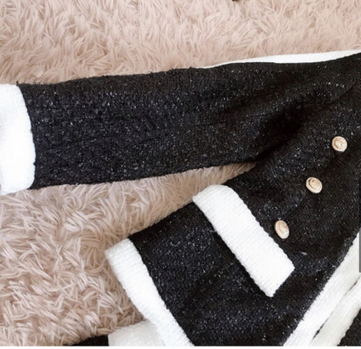 بدلة قطعتين شورت و جاكيت