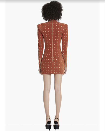 فستان شامواه برتقالي مع حلقات ذهبيه