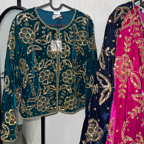 جاكيتات مطرر ب سواروفسكي خام الهند