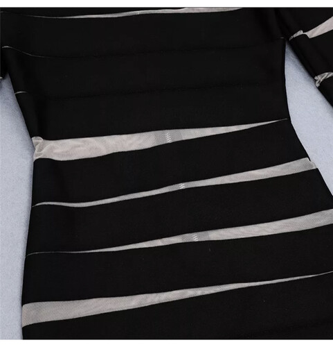 فستان اسود باندج مخطط