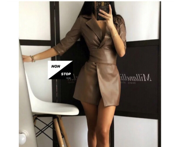 بليزر بني جلد