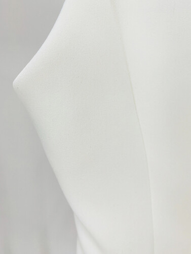 توب بليزر ابيض