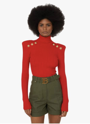 بلوزه لون احمر بقبه طويله