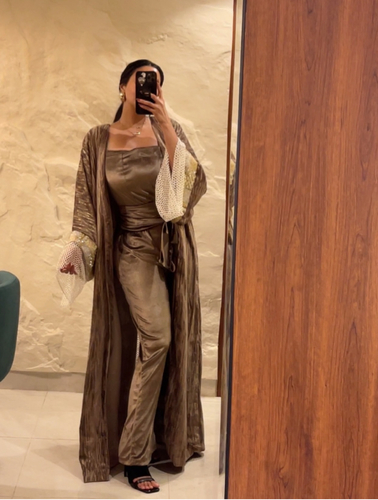 جمبسوت مع بشت