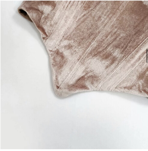 توب مخمل وردي فاتح