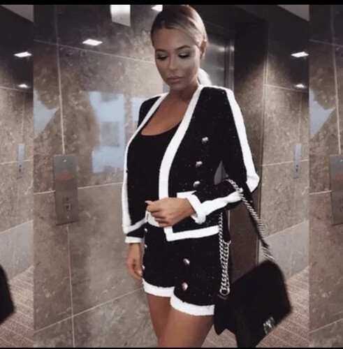 بدلة قطعتين شورت و جاكيت