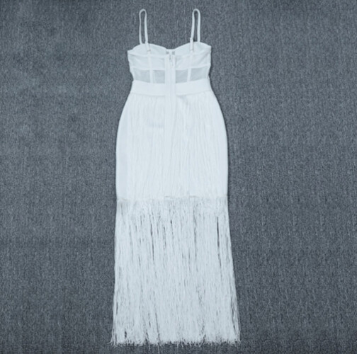 فستان ابيض سترج مع هدب