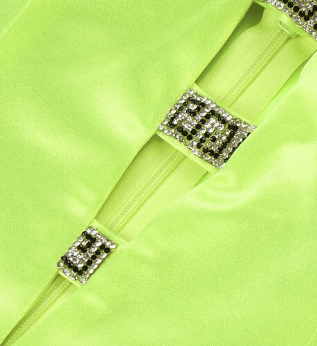 فستان اخضر نيون مع قفازات و شوارفسكي