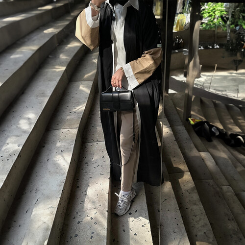 عباية بقصة قميص واسعة ( 4 اقمشة ) LA 19