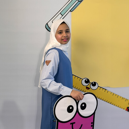 مريول لولى للمدرسة للمرحلة المتوسطة ازرق