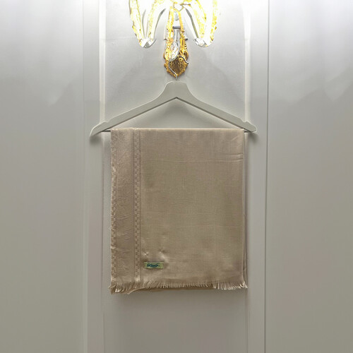 ملفع شال خفيف بيج فاتح