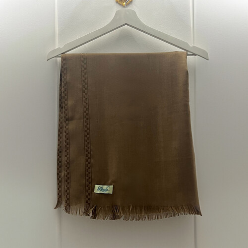 ملفع شال خفيف بني سنديان