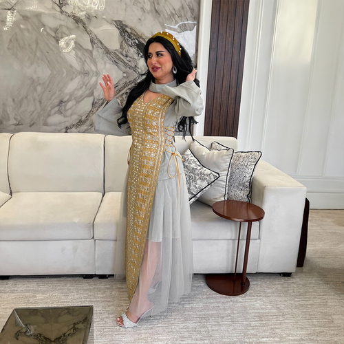 بدلة قطعتين بتطريز هندي LD 2