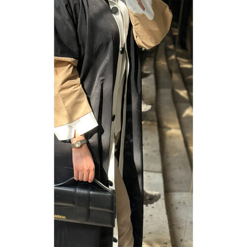 عباية بقصة قميص واسعة ( 4 اقمشة ) LA 19