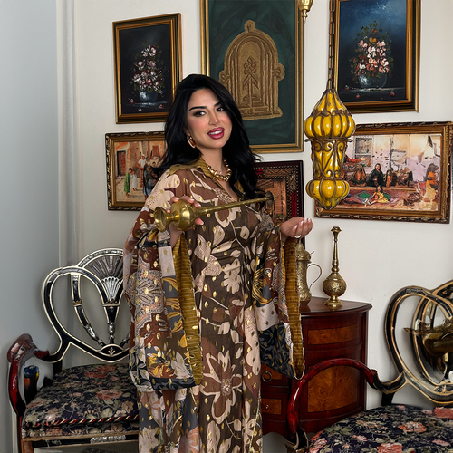 دراعة قصة وآسعة اللون بني