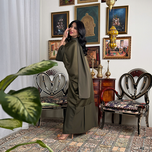 بدله من القطن الحرير مع شال لون زيتي