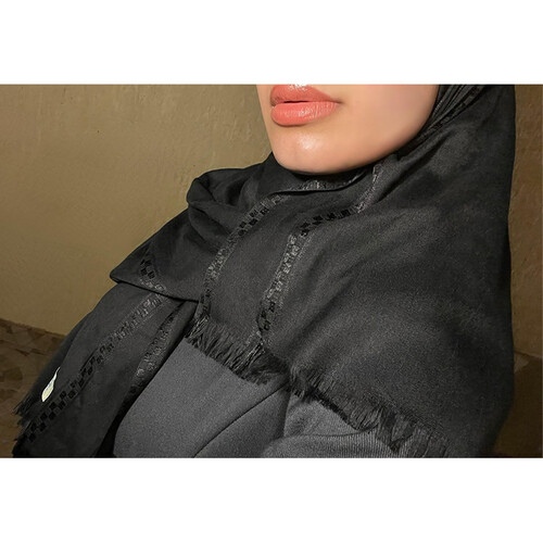 ملفع شال خفيف اسود
