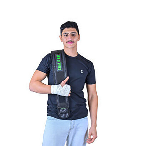 تي شيرت رياضي اسود