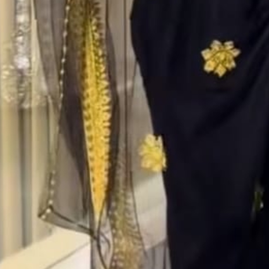 ثوب١