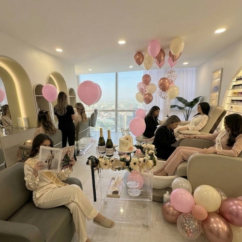 Bridal Shower Celebration - Salon 3 to 6 People