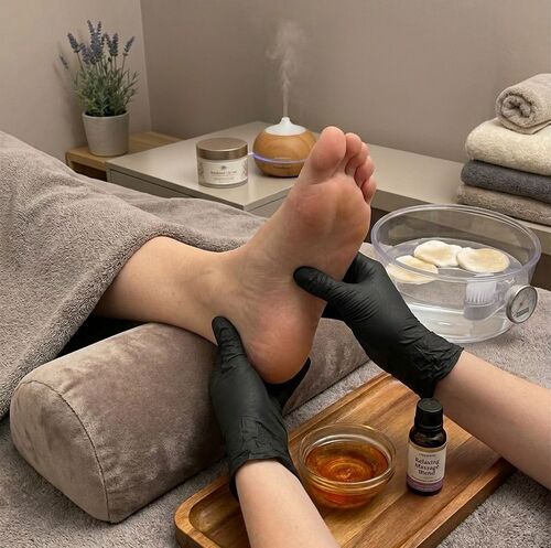 Reflexology  (feet only) - Massage