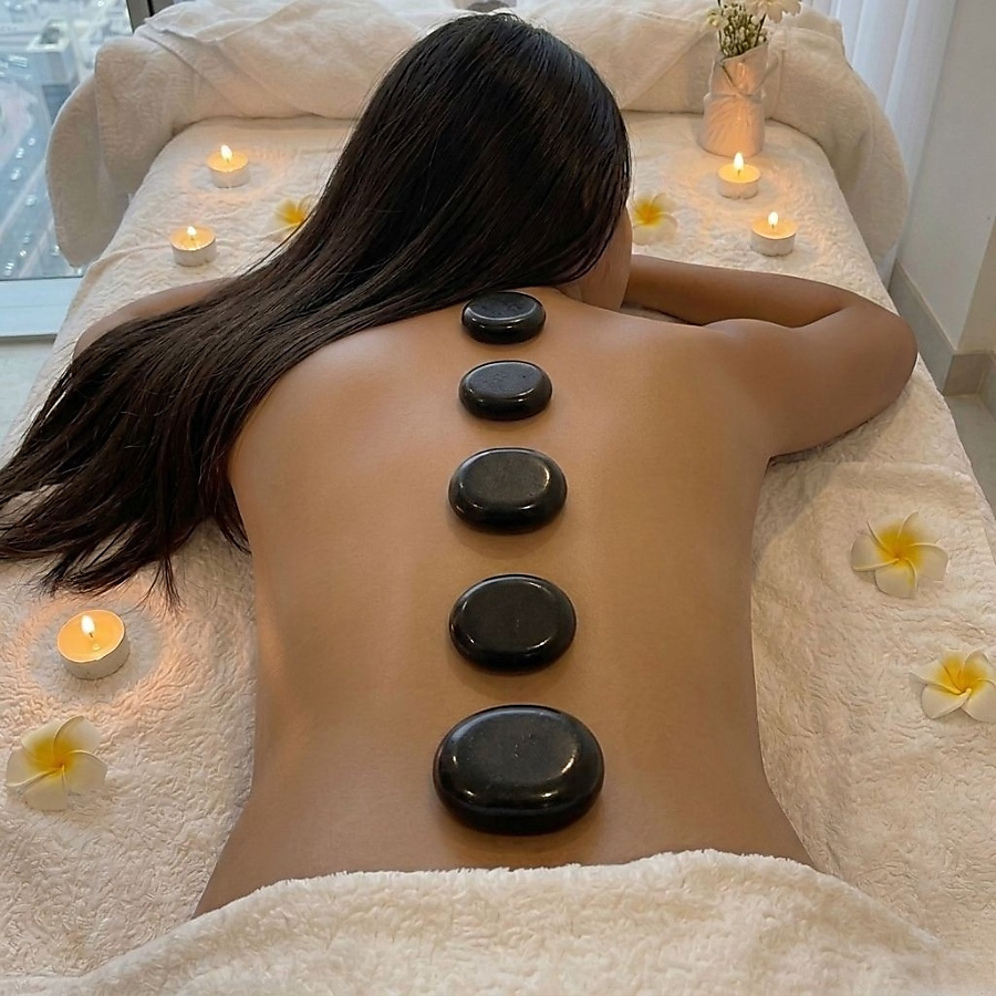 Hot Stone - 1 hr Massage