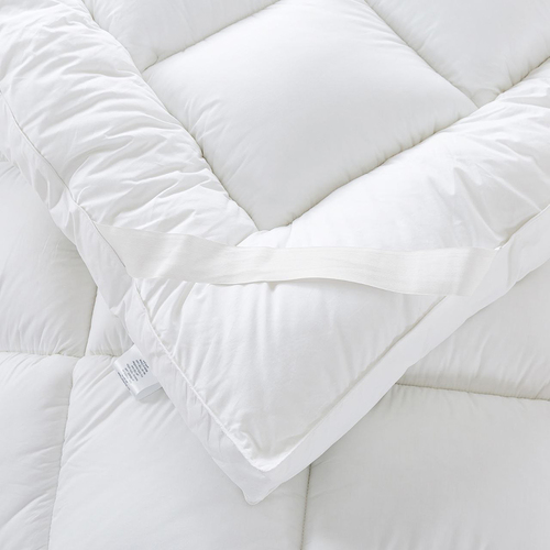 لباد سرير فندقي أبيض