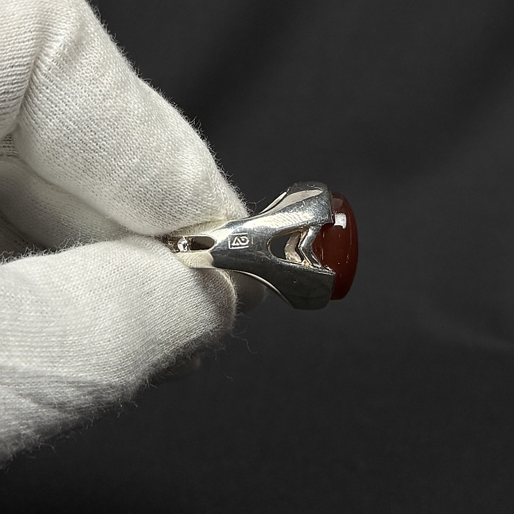 red aqate with silver