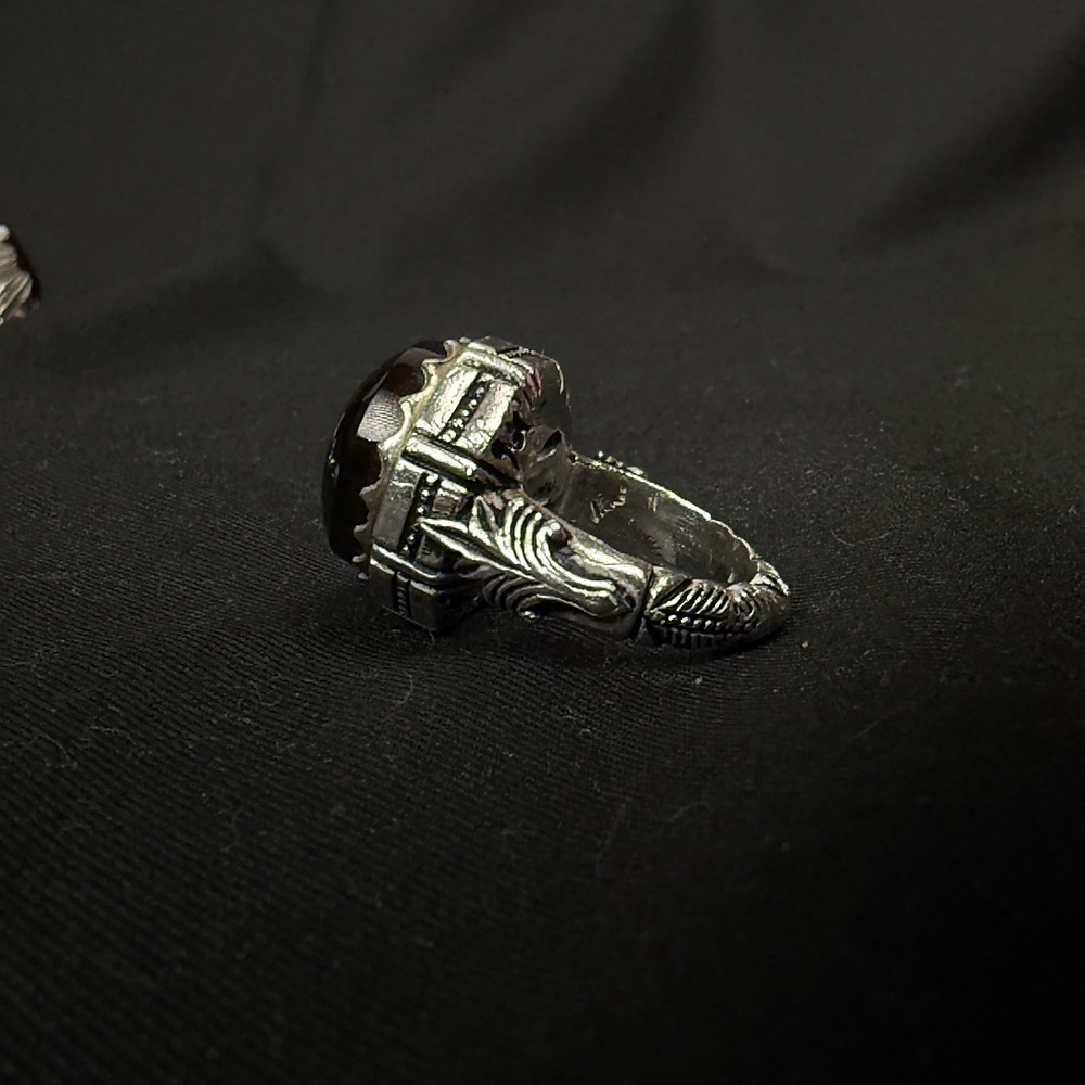 aqate ring with silver