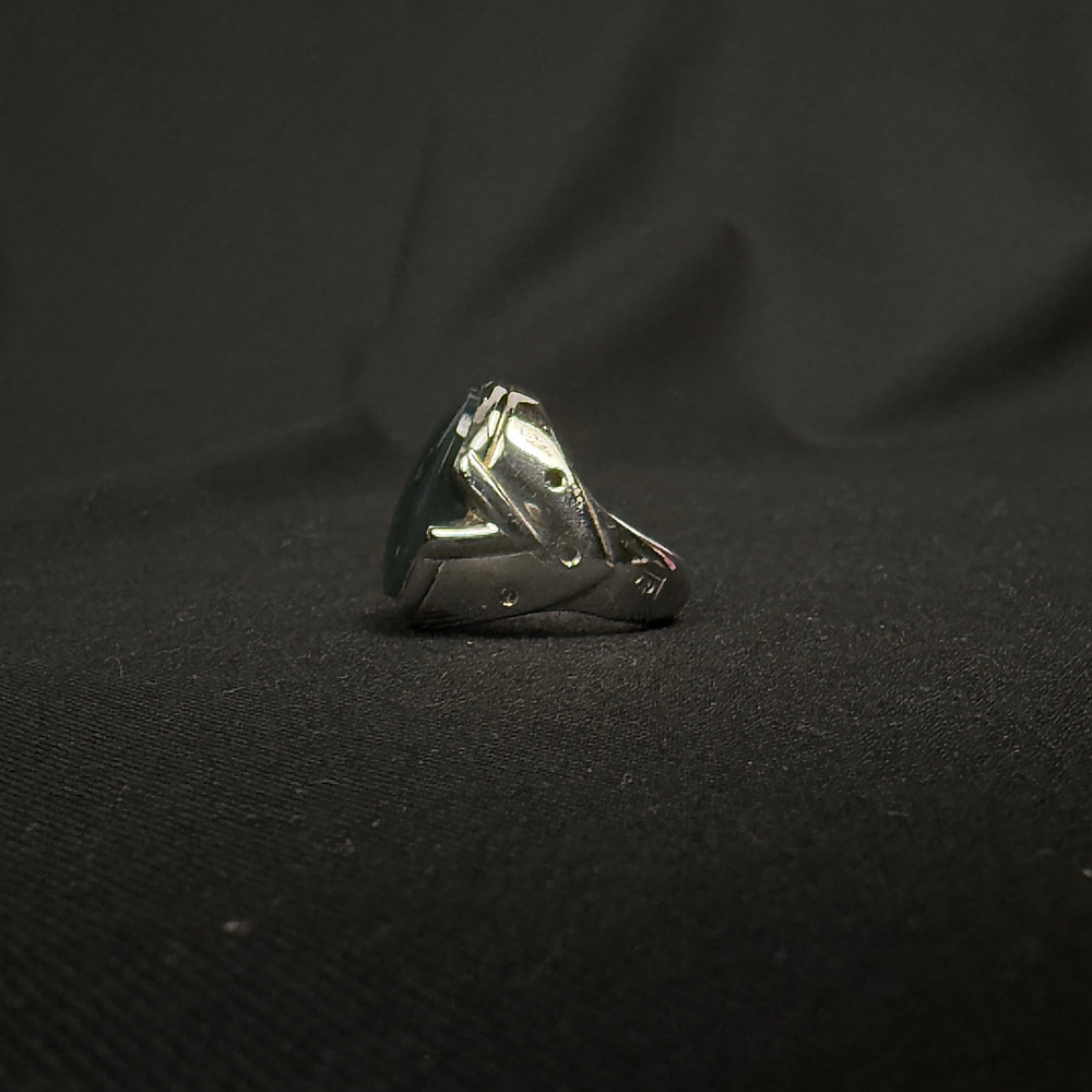 green aqate with silver ring