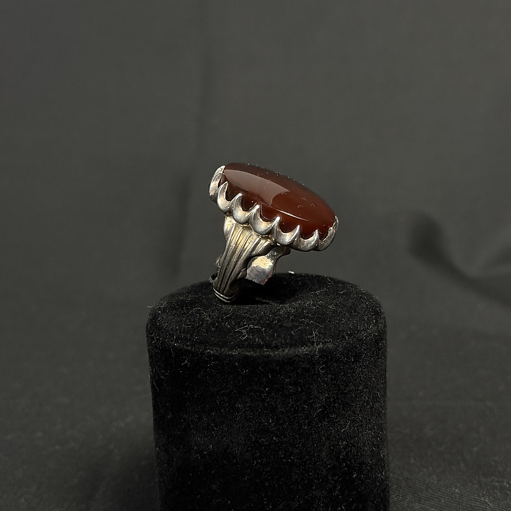 aqate with silver