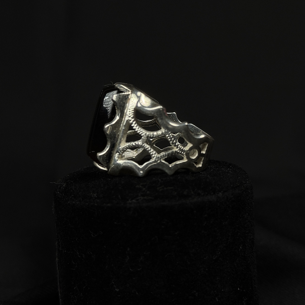 aqate with silver