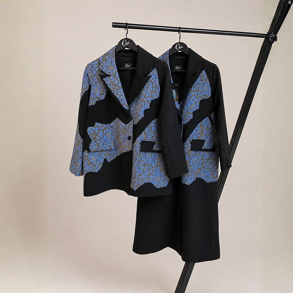 Blazer With  Dantel
