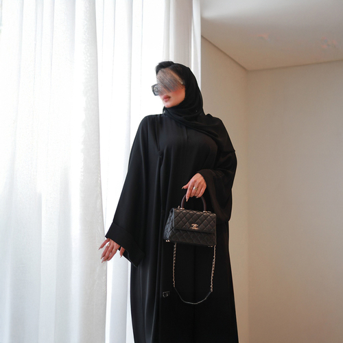 Button Bisht Abaya